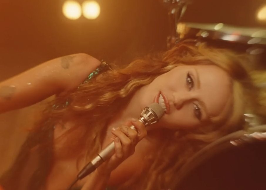 Miley Cyrus - End of the World
