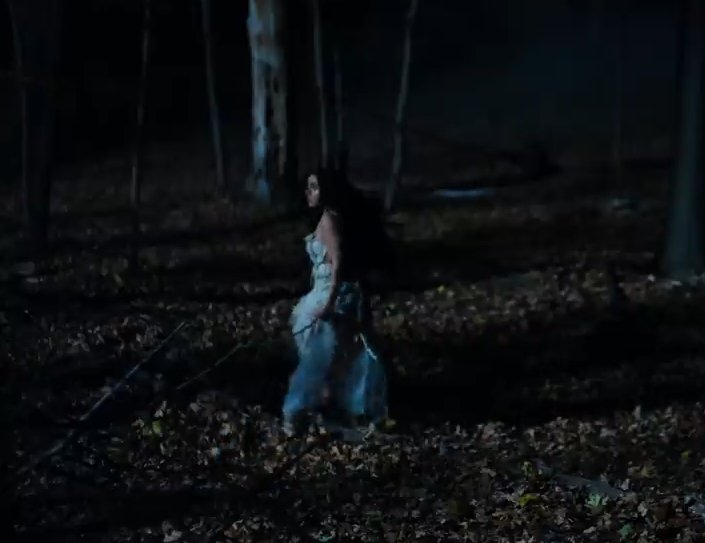 Charli xcx - House featuring John Cale