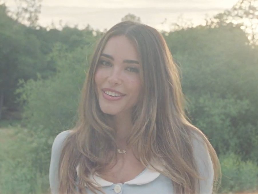 Madison Beer - lovergirl